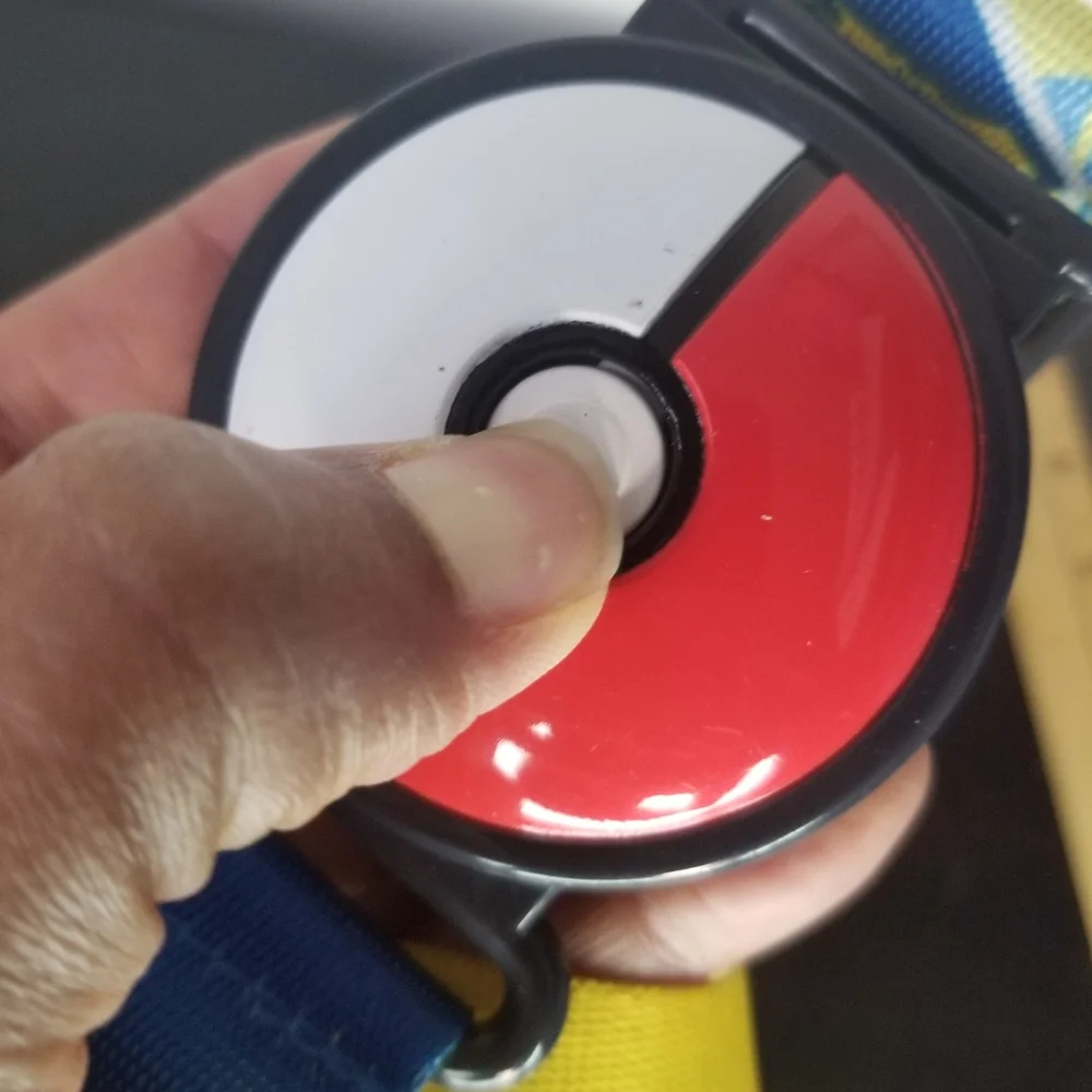 Pokemon Clip Go Belt Transport Ball Pikachu